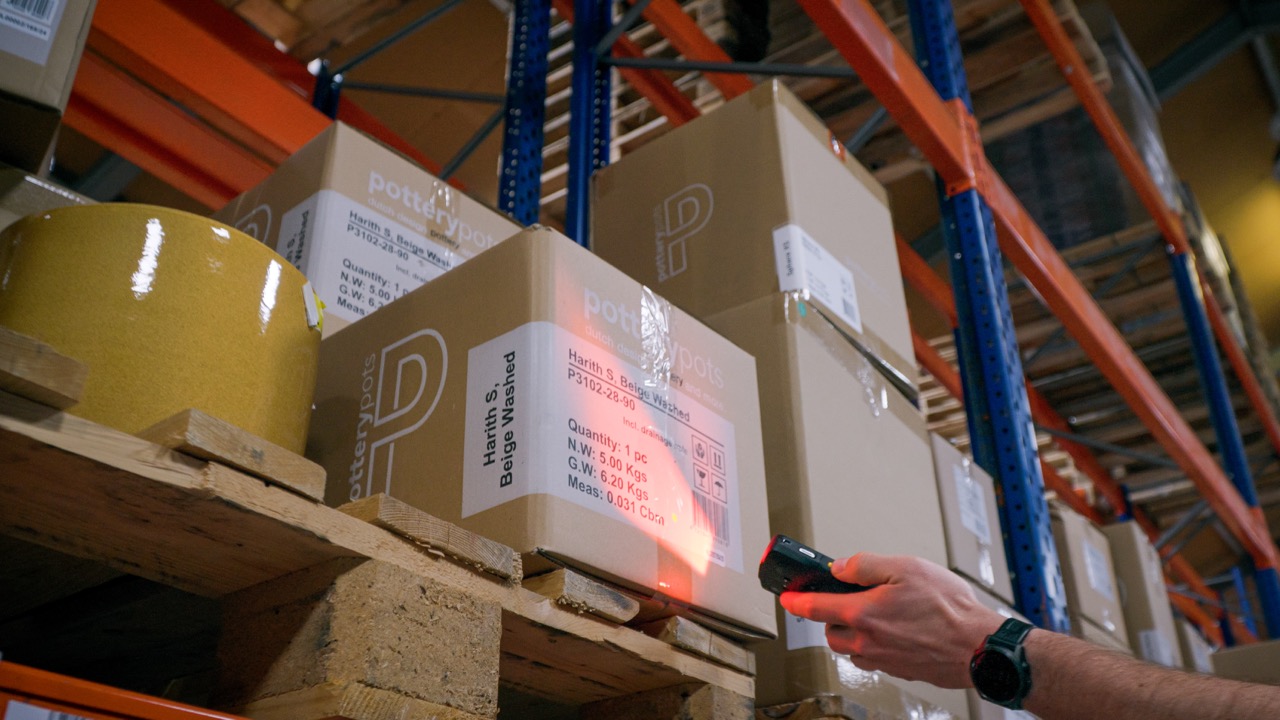 Controle en verwerking van retourartikelen bij Logystix