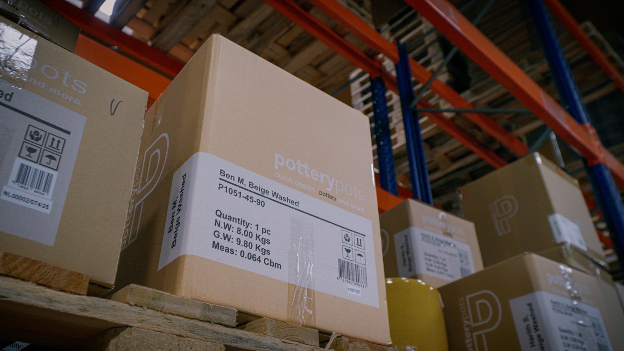Producten op pallet bij Logystix